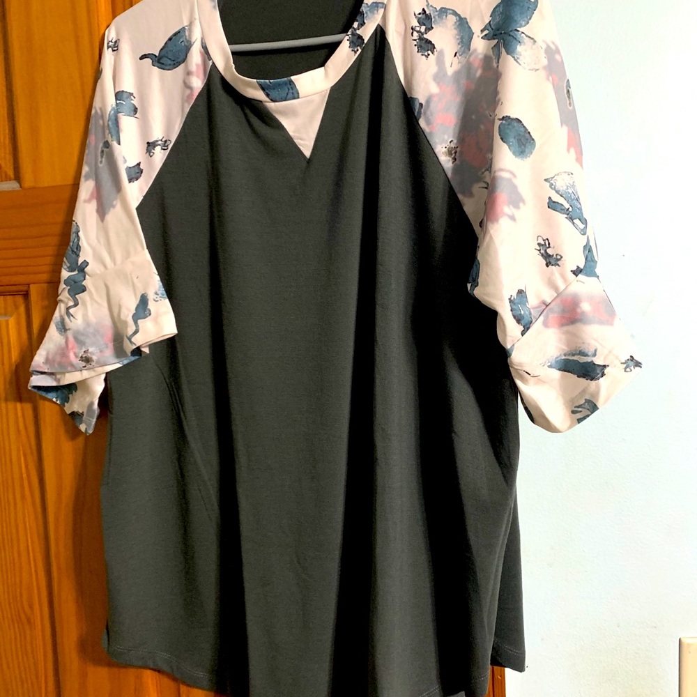 Cute two tone bell sleeve shirt